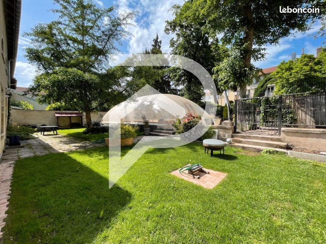 - Gite Appart Orchidée - Coeur de ville - Lunéville - Soirée étape VRP - capacité 1 à 4 personnes - Accès piscine et jardin Exterior foto