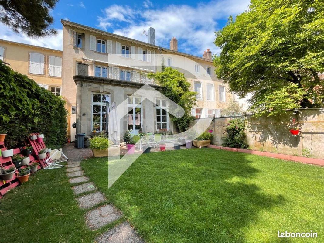 - Gite Appart Orchidée - Coeur de ville - Lunéville - Soirée étape VRP - capacité 1 à 4 personnes - Accès piscine et jardin Exterior foto